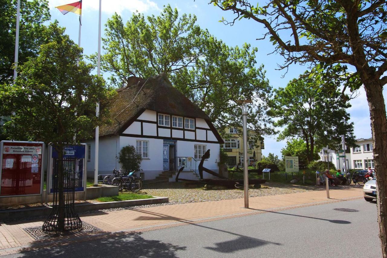 Terrasse, Gratis Nutzung Vom Ahoi Erlebnisbad Und Sauna In Sellin - Villa Antje Fewo 04 Goehren  Zewnętrze zdjęcie