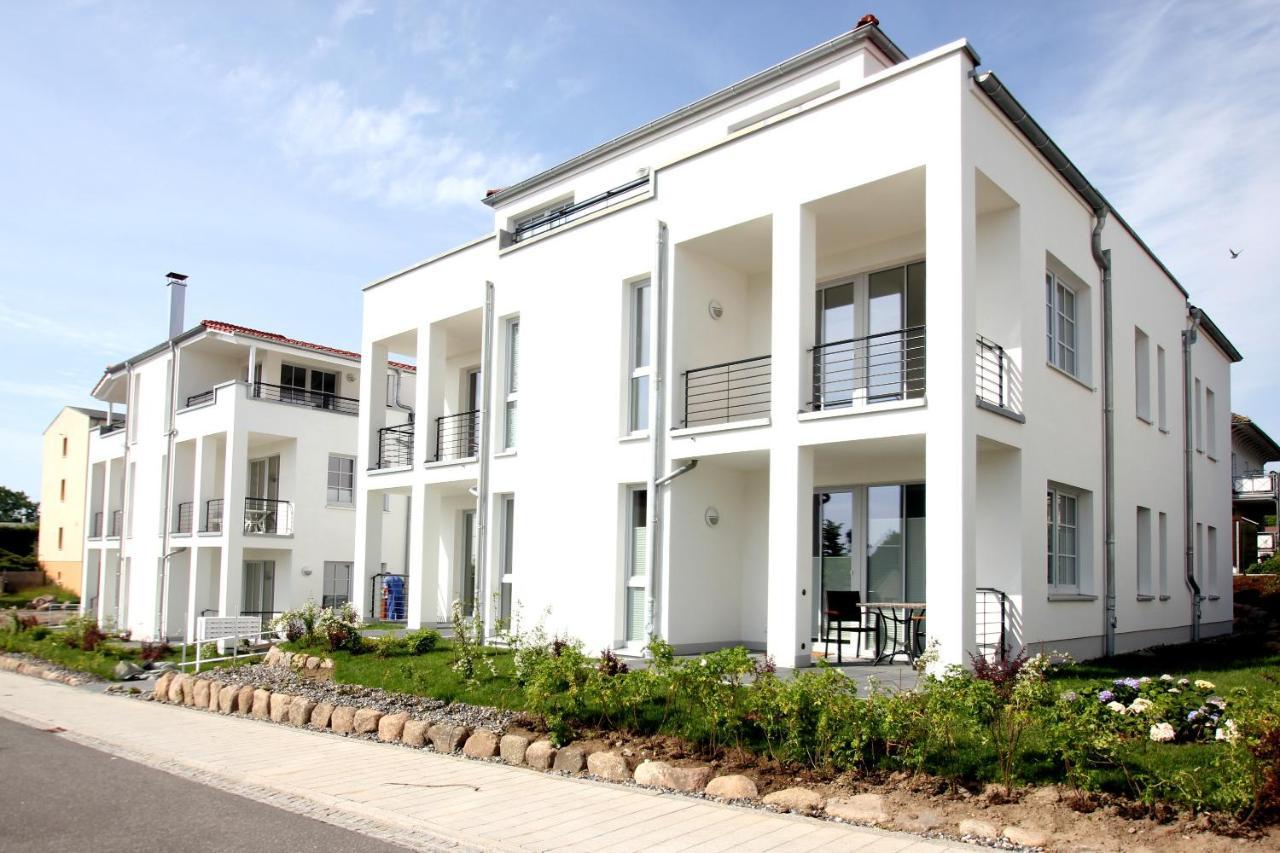 Terrasse, Gratis Nutzung Vom Ahoi Erlebnisbad Und Sauna In Sellin - Villa Antje Fewo 04 Goehren  Zewnętrze zdjęcie