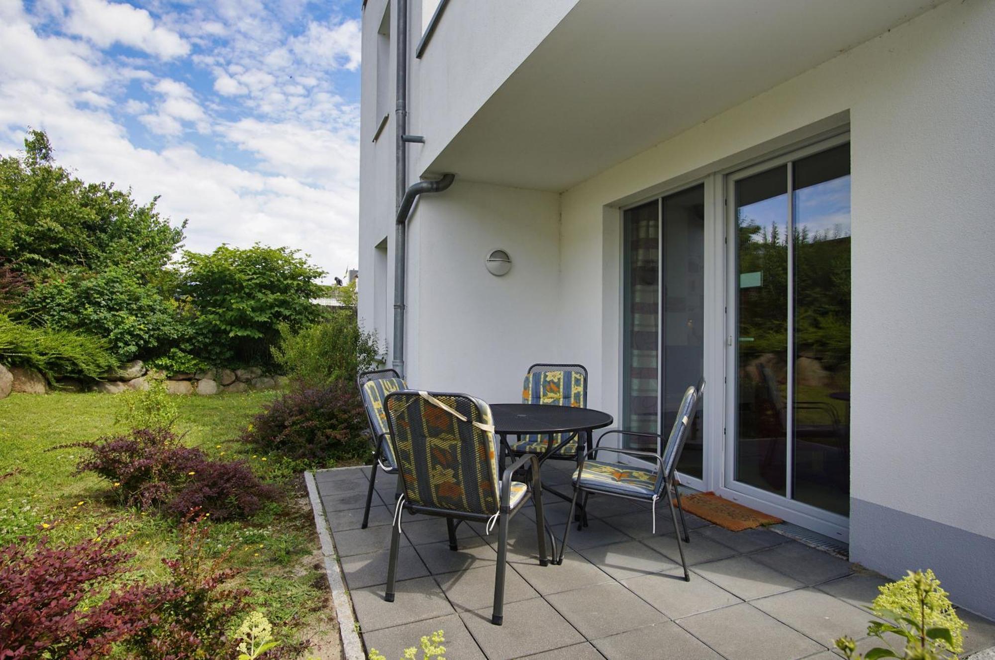 Terrasse, Gratis Nutzung Vom Ahoi Erlebnisbad Und Sauna In Sellin - Villa Antje Fewo 04 Goehren  Zewnętrze zdjęcie