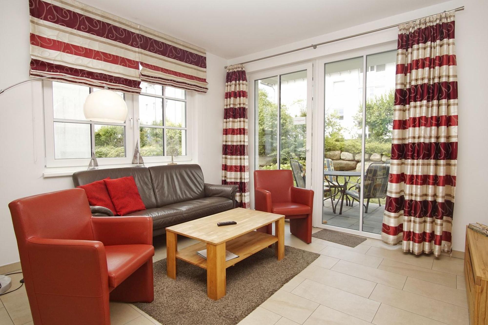 Terrasse, Gratis Nutzung Vom Ahoi Erlebnisbad Und Sauna In Sellin - Villa Antje Fewo 04 Goehren  Zewnętrze zdjęcie
