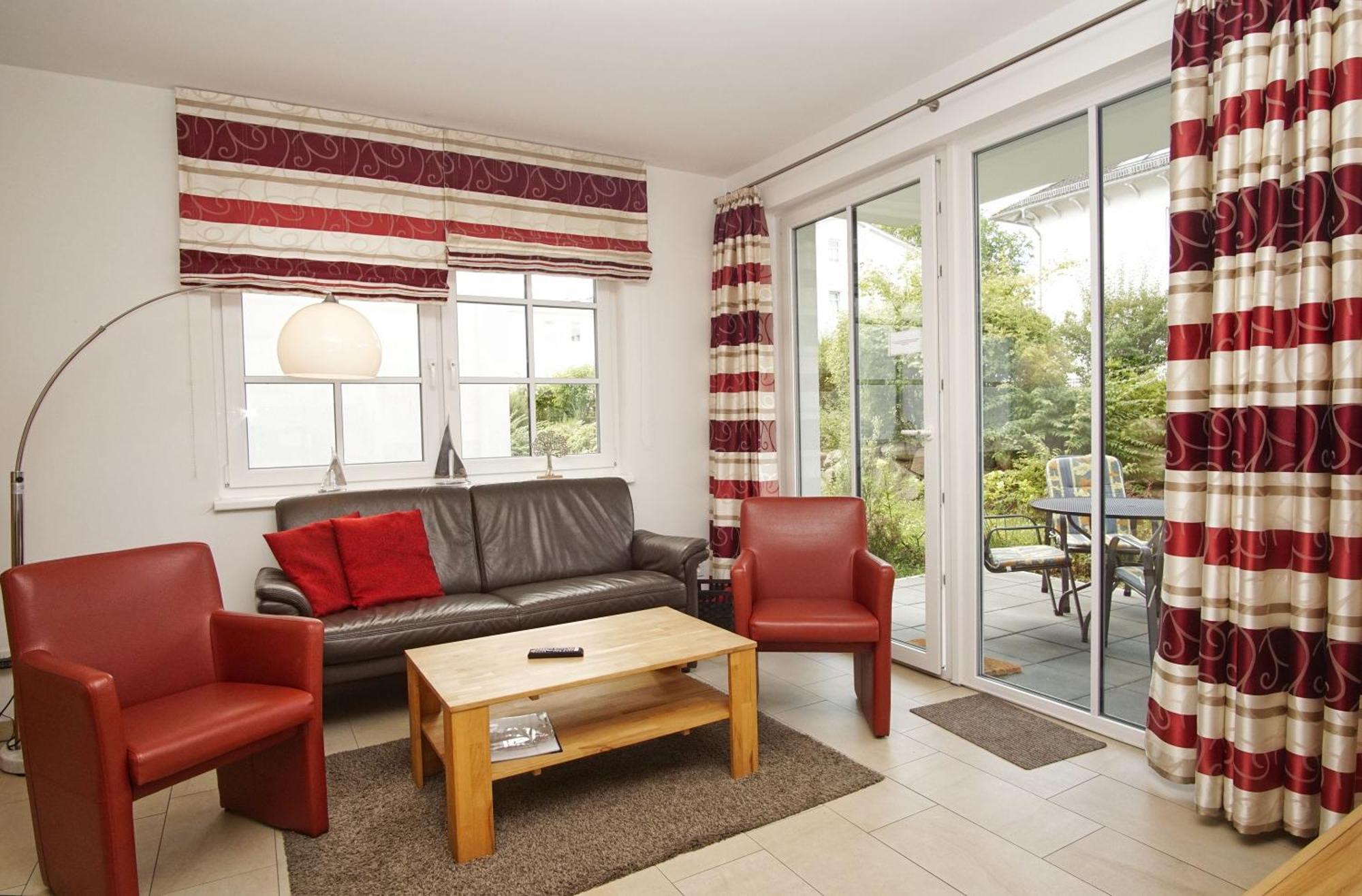 Terrasse, Gratis Nutzung Vom Ahoi Erlebnisbad Und Sauna In Sellin - Villa Antje Fewo 04 Goehren  Zewnętrze zdjęcie